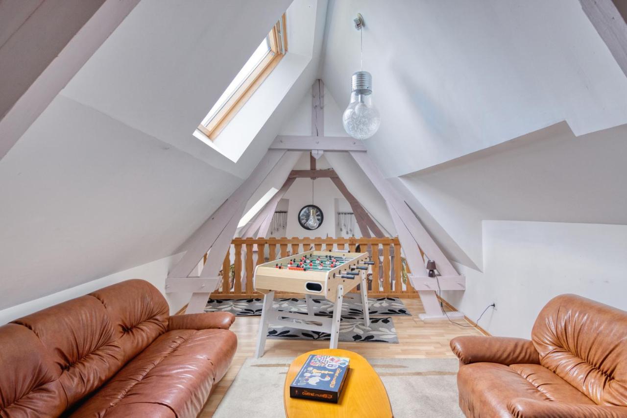 Serenite & Calme Assure Baby-Foot Albignac Exterior photo